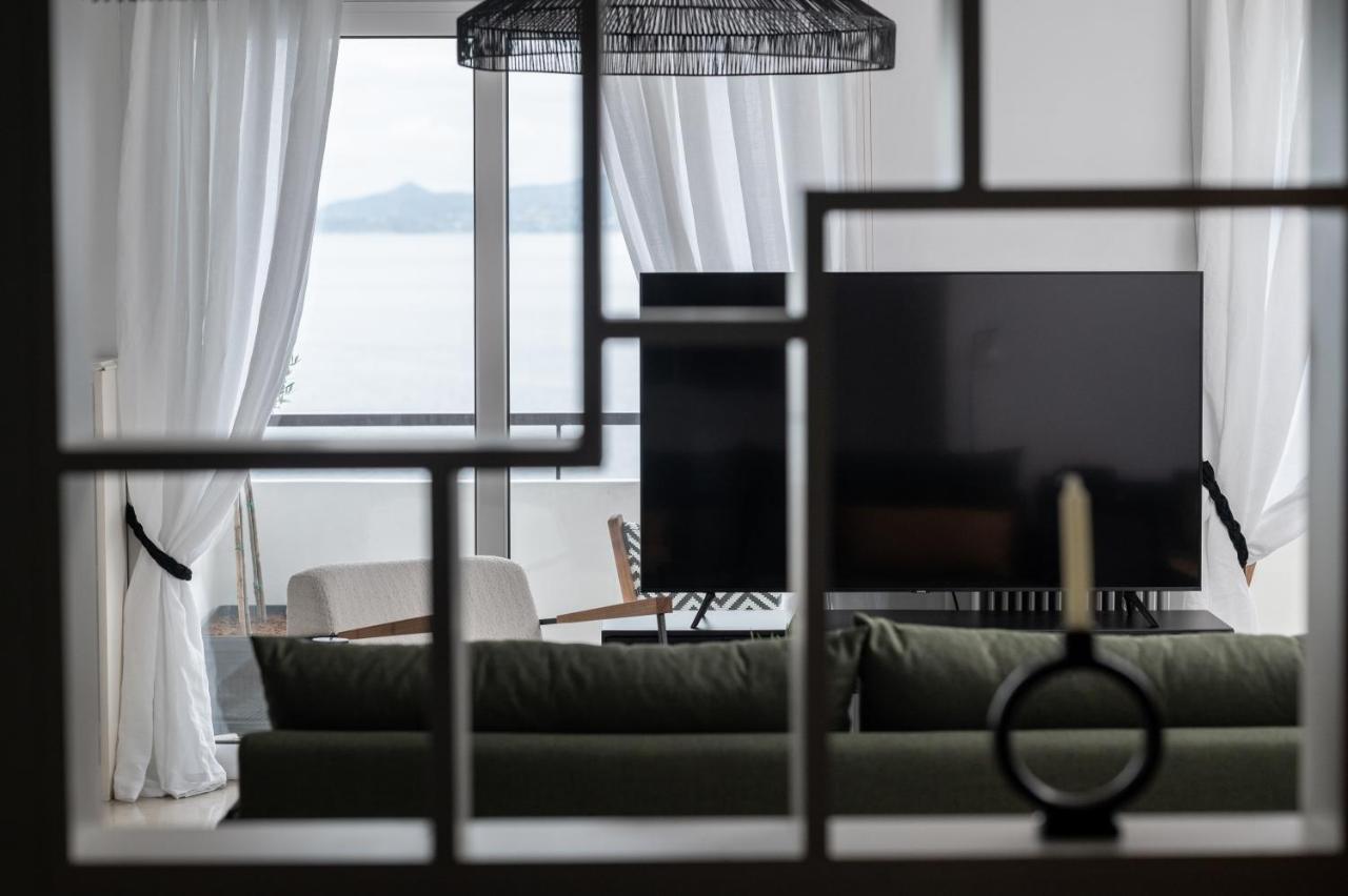 Blue Chill Paradise Seaview Suite W/ Kingbed Piräus Exterior foto