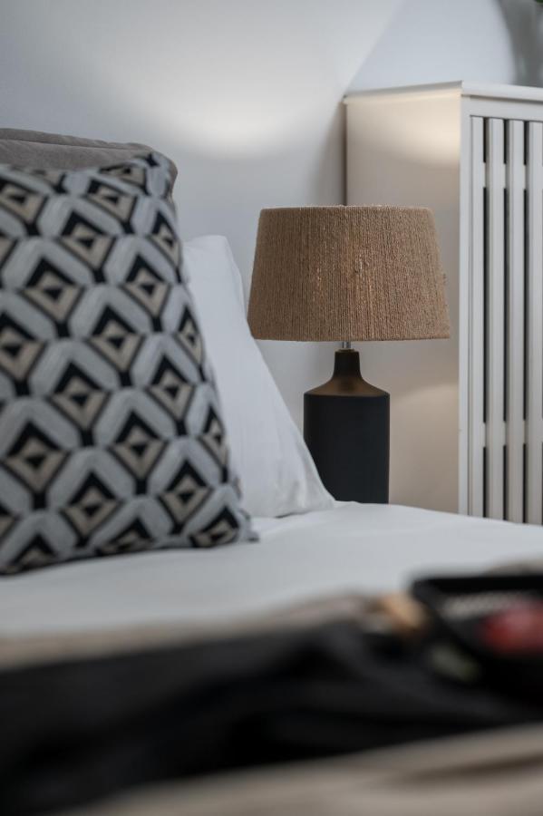 Blue Chill Paradise Seaview Suite W/ Kingbed Piräus Exterior foto